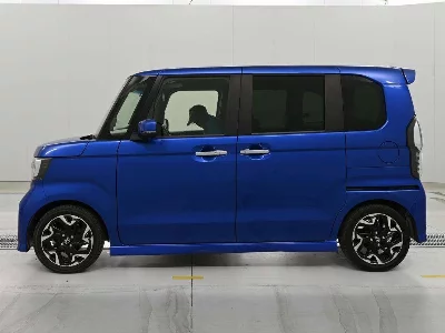 HONDA N BOX CUSTOM