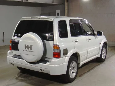 Suzuki Escudo