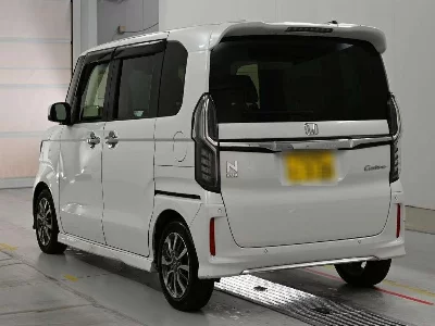 HONDA N BOX CUSTOM
