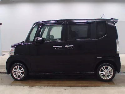 HONDA N BOX CUSTOM