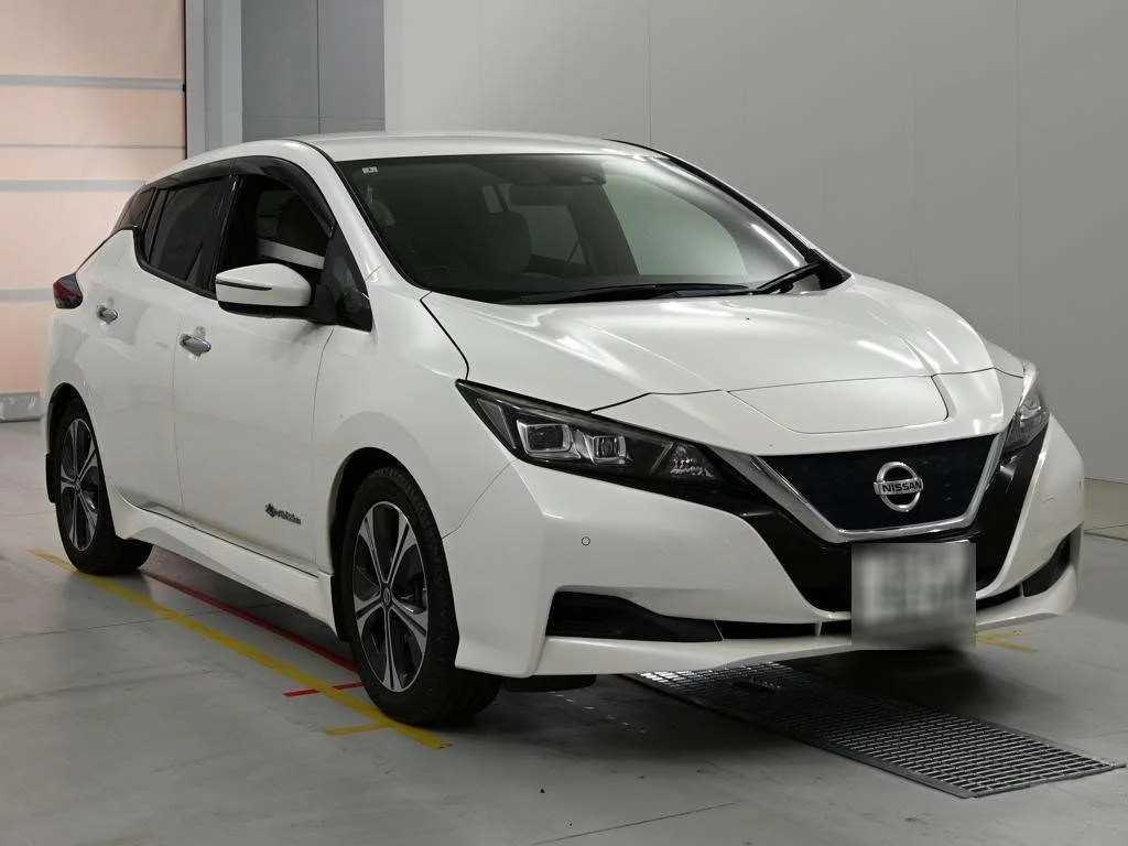Nissan Leaf  с аукциона в Японии