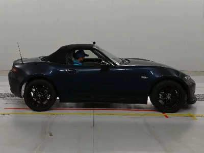 MAZDA ROADSTER