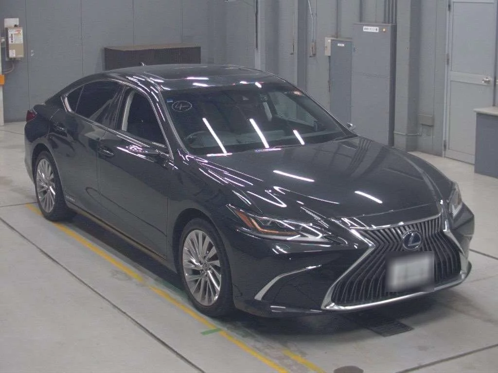 Lexus ES300h  с аукциона в Японии