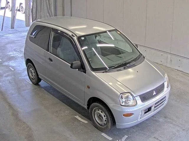Mitsubishi Minica  с аукциона в Японии