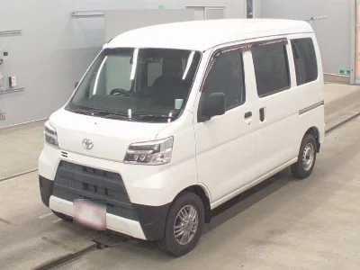 Toyota Pixis Van