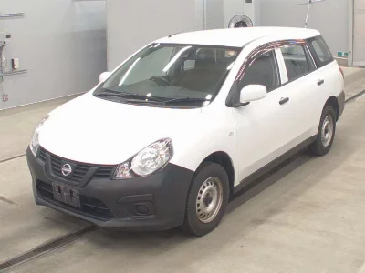 Nissan AD