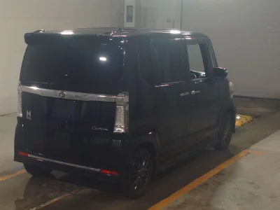 HONDA N BOX CUSTOM