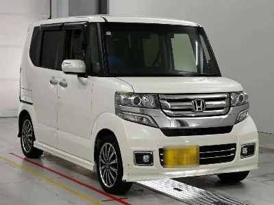 HONDA N BOX CUSTOM