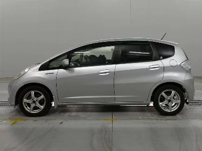 Honda FIT HYBRID