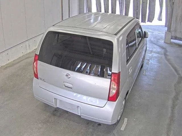 Nissan Pino  с аукциона в Японии