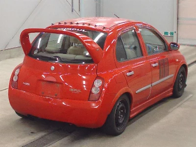 Nissan March