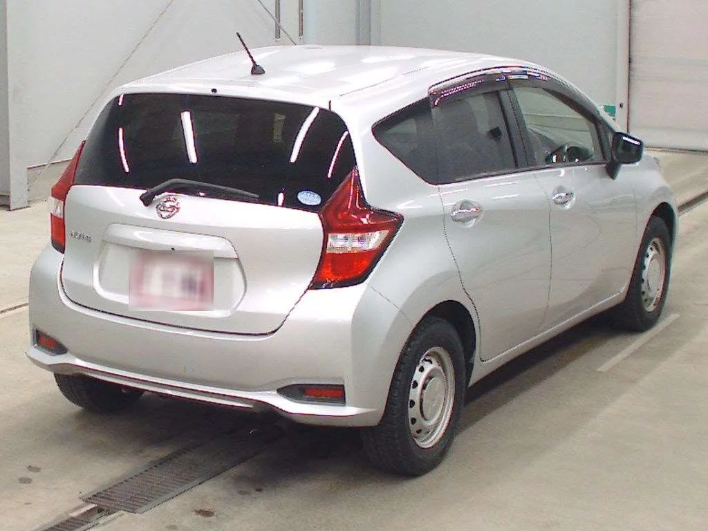 Nissan Note  с аукциона в Японии