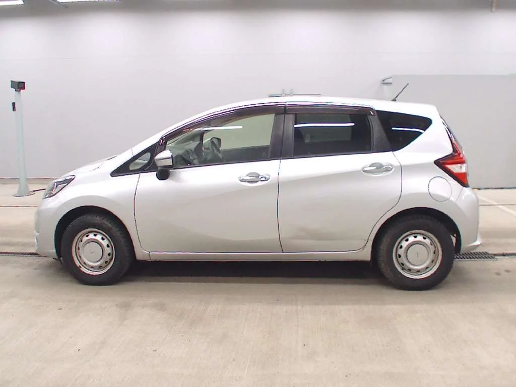 Nissan Note  с аукциона в Японии