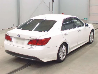 Toyota CROWN HYBRID