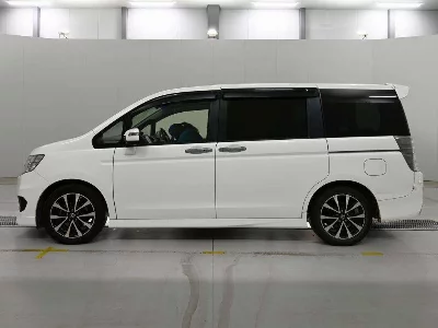 HONDA STEPWGN SPADA