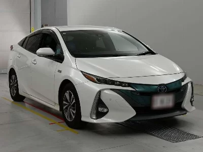 TOYOTA PRIUS PHV