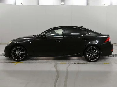 Lexus IS300h