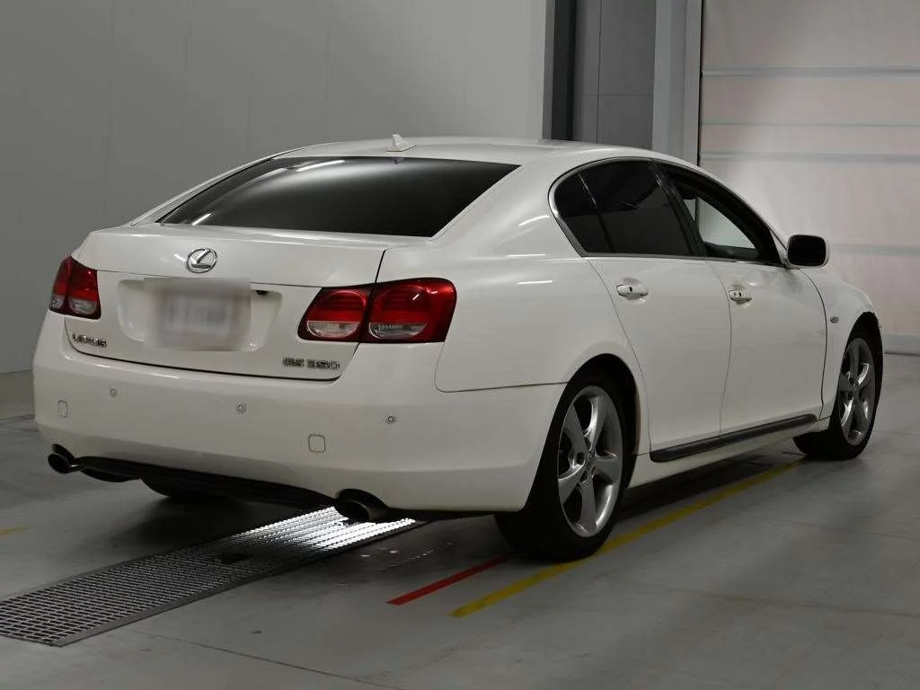 Lexus GS  с аукциона в Японии