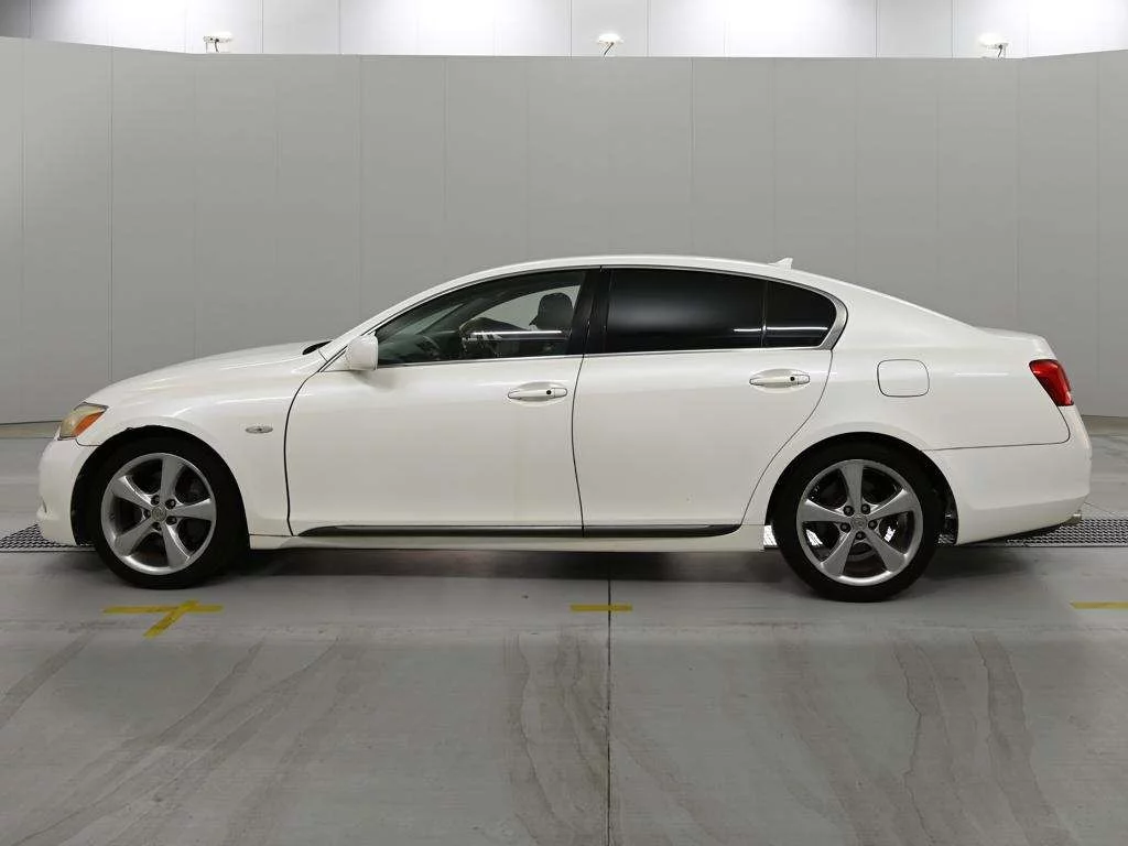 Lexus GS  с аукциона в Японии