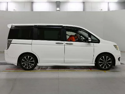 HONDA STEPWGN SPADA