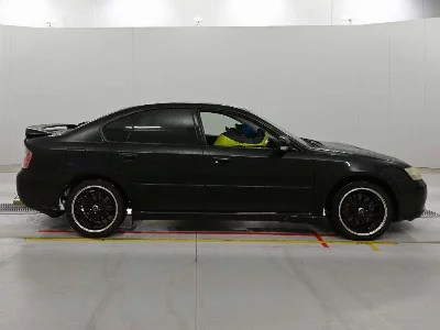 SUBARU LEGACY B4