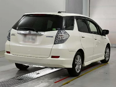 HONDA FIT SHUTTLE HYBRID