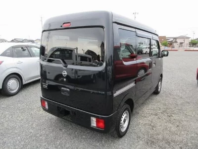 NISSAN NV100 CLIPPER