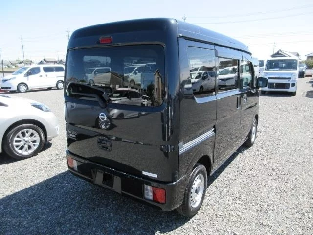 Nissan NV100 Clipper  с аукциона в Японии