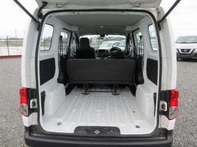 Nissan NV200 VANETTE VAN