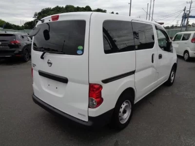 Nissan NV200 VANETTE VAN