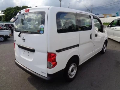 Nissan NV200 VANETTE VAN