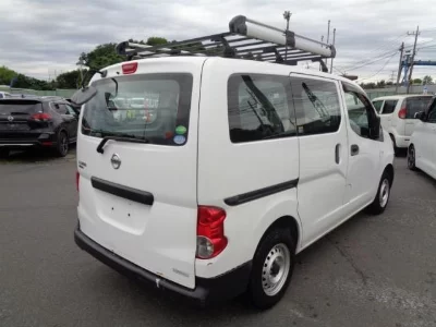 Nissan NV200 VANETTE VAN
