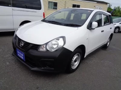 Nissan AD