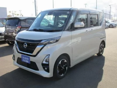 NISSAN ROOX
