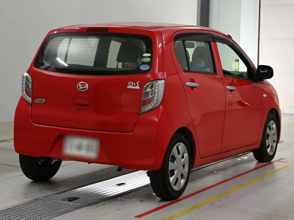 Daihatsu Mira e:S  с аукциона в Японии