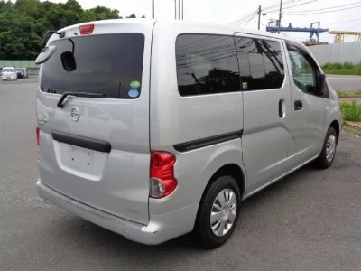 Nissan NV200 VANETTE VAN