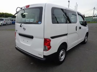 Nissan NV200 VANETTE VAN
