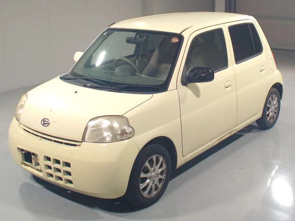 Daihatsu Esse  с аукциона в Японии