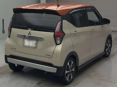 Mitsubishi eK X
