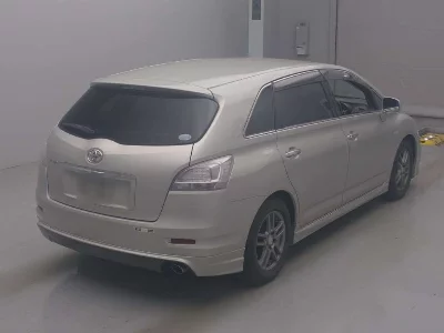 TOYOTA MARK X ZIO