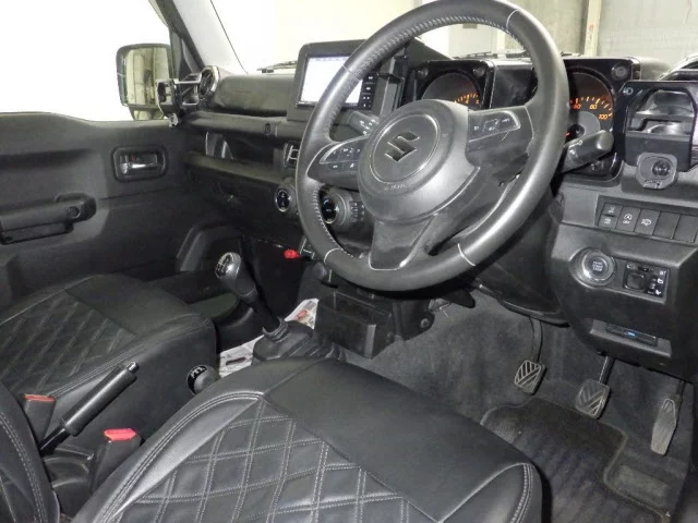 Suzuki Jimny Wide  с аукциона в Японии