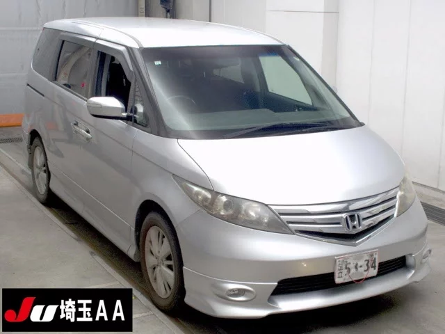Honda Elysion  с аукциона в Японии