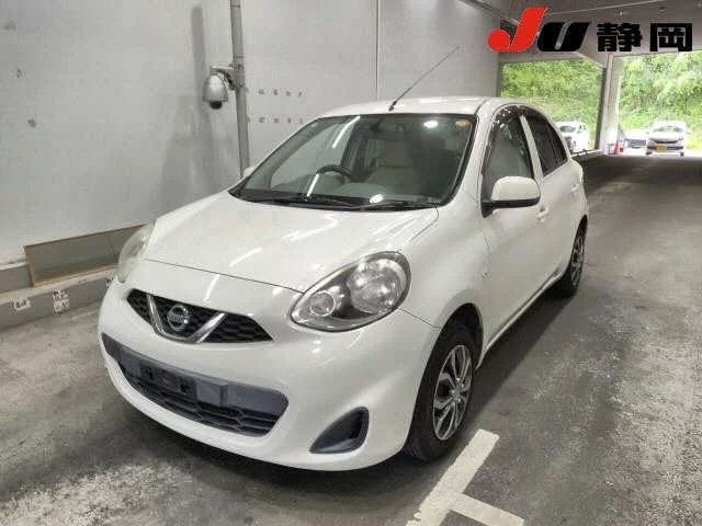 Nissan March  с аукциона в Японии