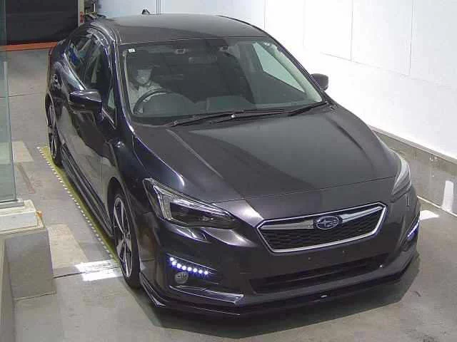 Subaru Impreza  с аукциона в Японии