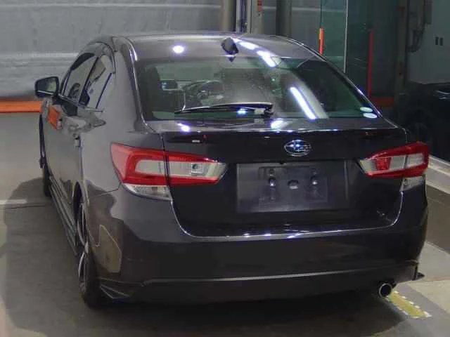 Subaru Impreza  с аукциона в Японии