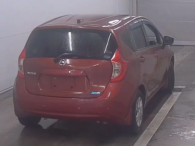 Nissan Note  с аукциона в Японии