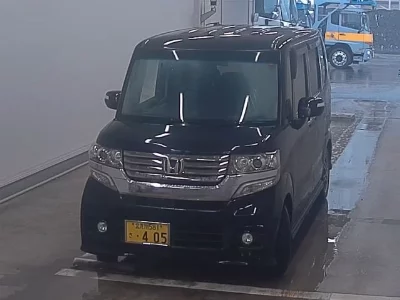 HONDA N BOX CUSTOM