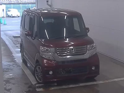 Honda N BOX CUSTOM