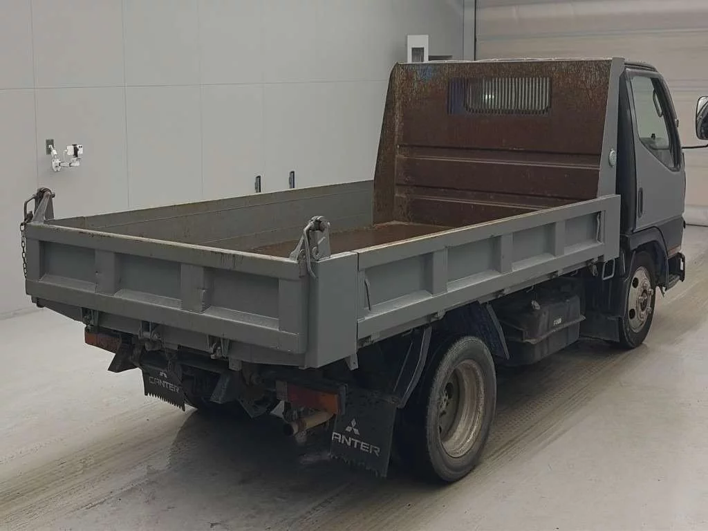 Mitsubishi Fuso Canter  с аукциона в Японии