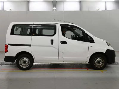 Nissan NV200 VANETTE VAN